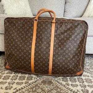 Sirius 70 Monogram Louis Vuitton Suit Case (real).